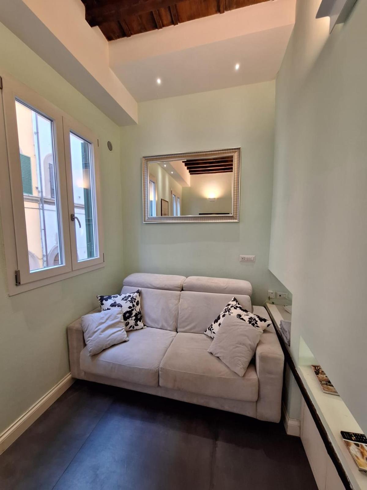 Fiorino Duomo Cozy Suite By Oteego Φλωρεντία Εξωτερικό φωτογραφία